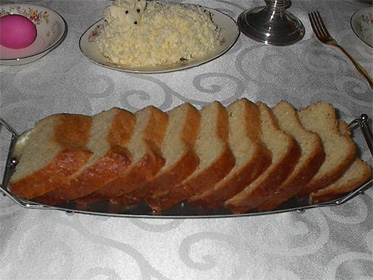 Plated Easter Bread Picture